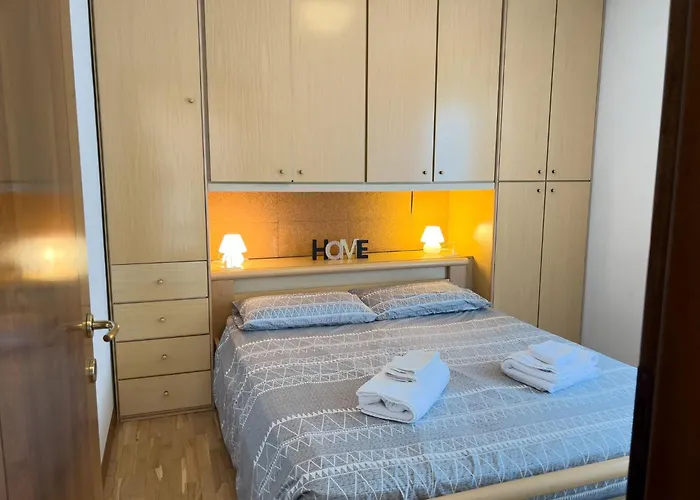 10 Minuti A Piedi Dal Centro - Zona Tranquilla E Silenziosa *